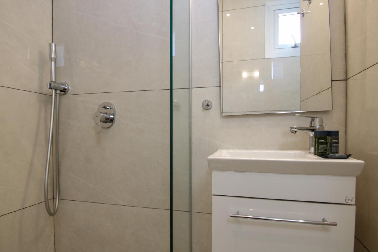 Phaedrus Living - Seaside Luxury Flat Harbour 103 Appartement Paphos Buitenkant foto